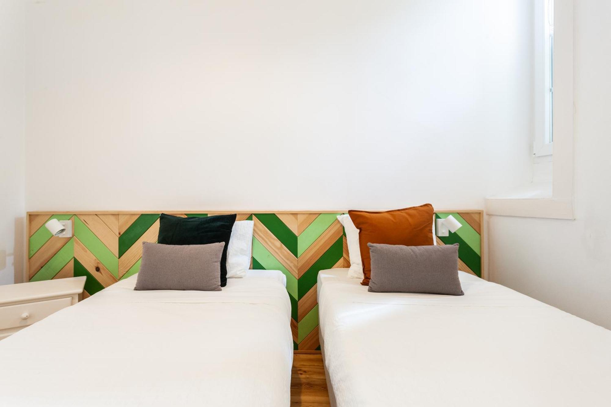 Stylish, Bright & Historic -bica I Apartment