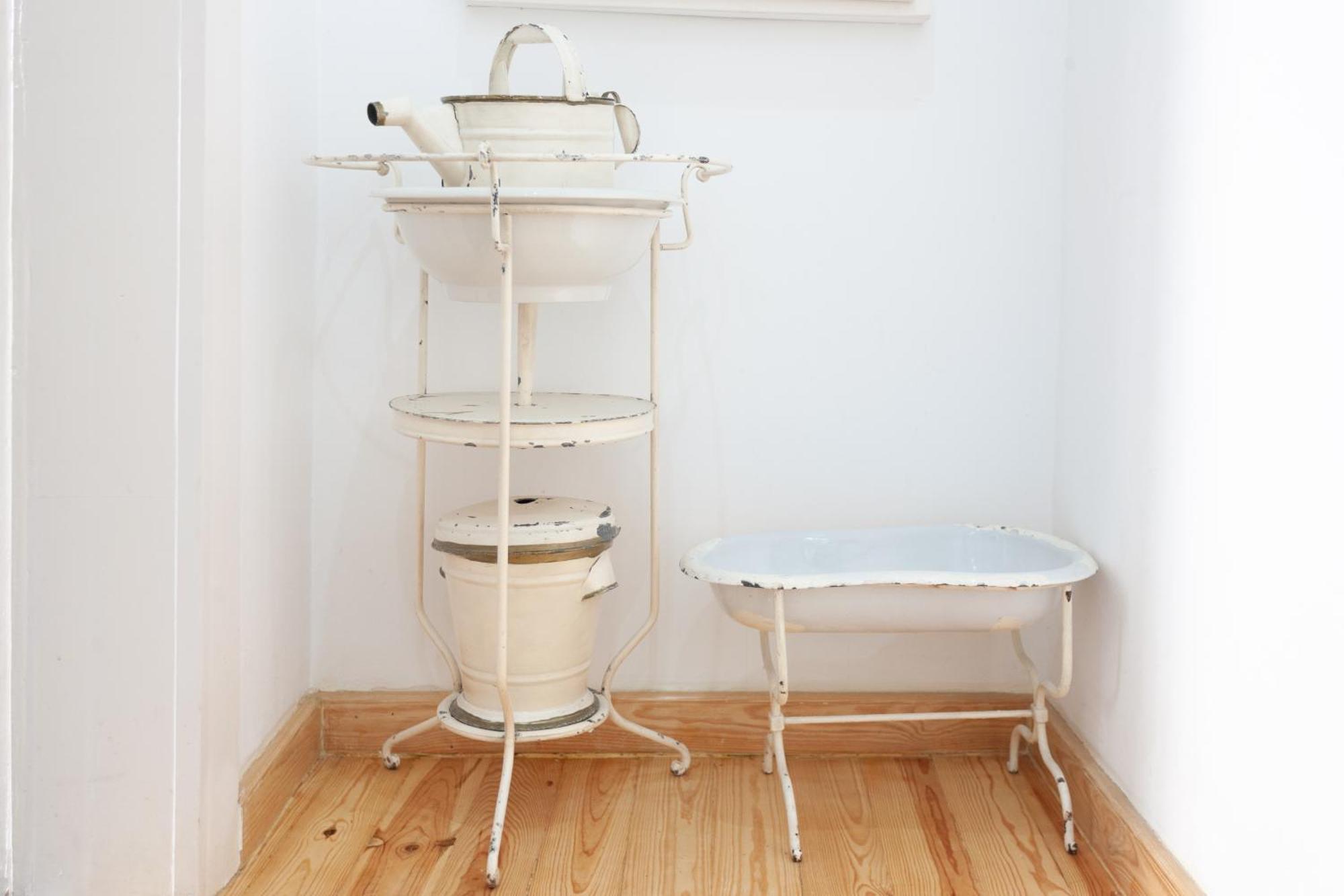 Apartment Stylish, Bright & Historic -bica I