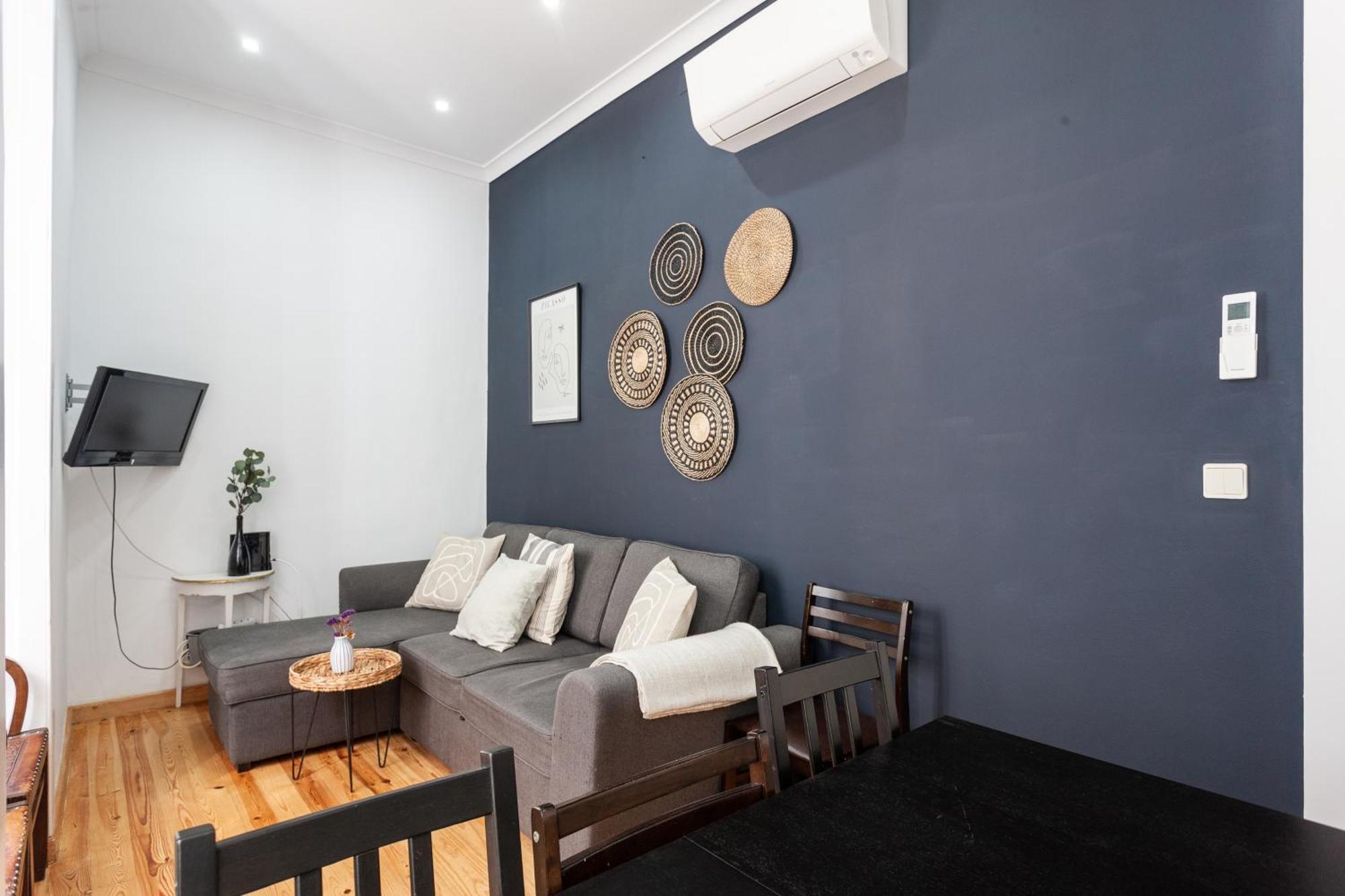 Stylish, Bright & Historic -bica I Apartment
